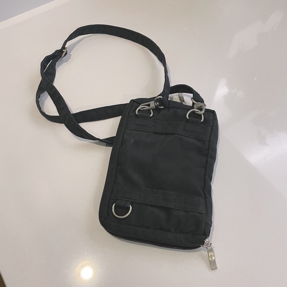 Baggallini Travel Pouch Crossbody Handbag - Picture 2 of 8